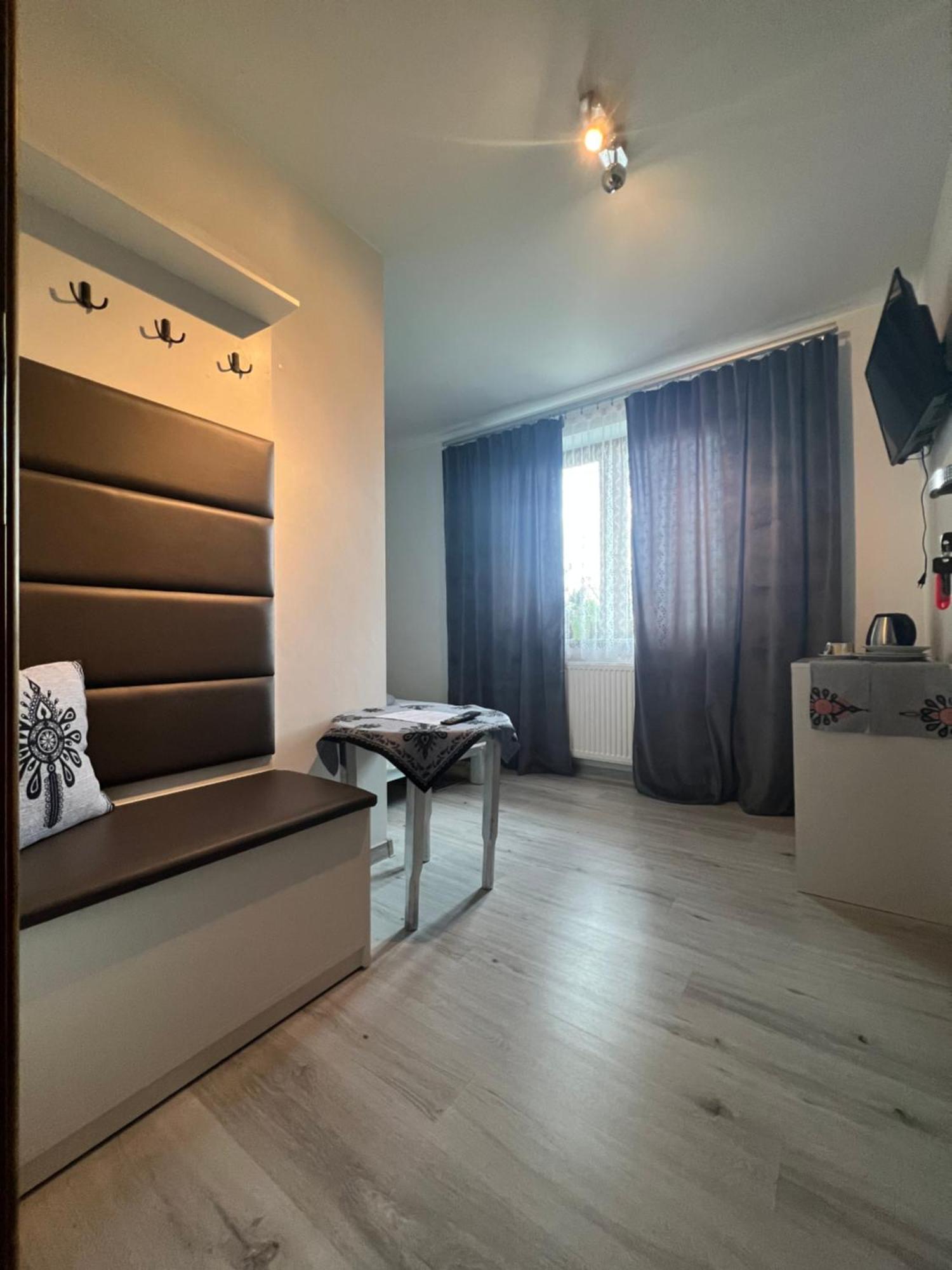 Ostoya Twoya Apartment *